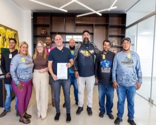 Motoboys conquistam reconhecimento oficial com nova lei que garante pontos de apoio em Cuiabá
